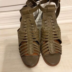 Giani Bernini Green Strappy Sandals